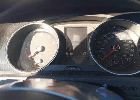 2015 Volkswagen Golf Gti 2.0T S W/Performance Package 4-Door z USA, uszkodzony, nr VIN 3VW547AU4FM076330